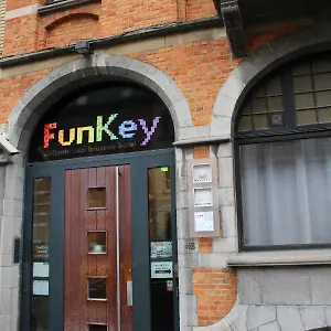 funkey-hotel.hotelsantwerp.net/