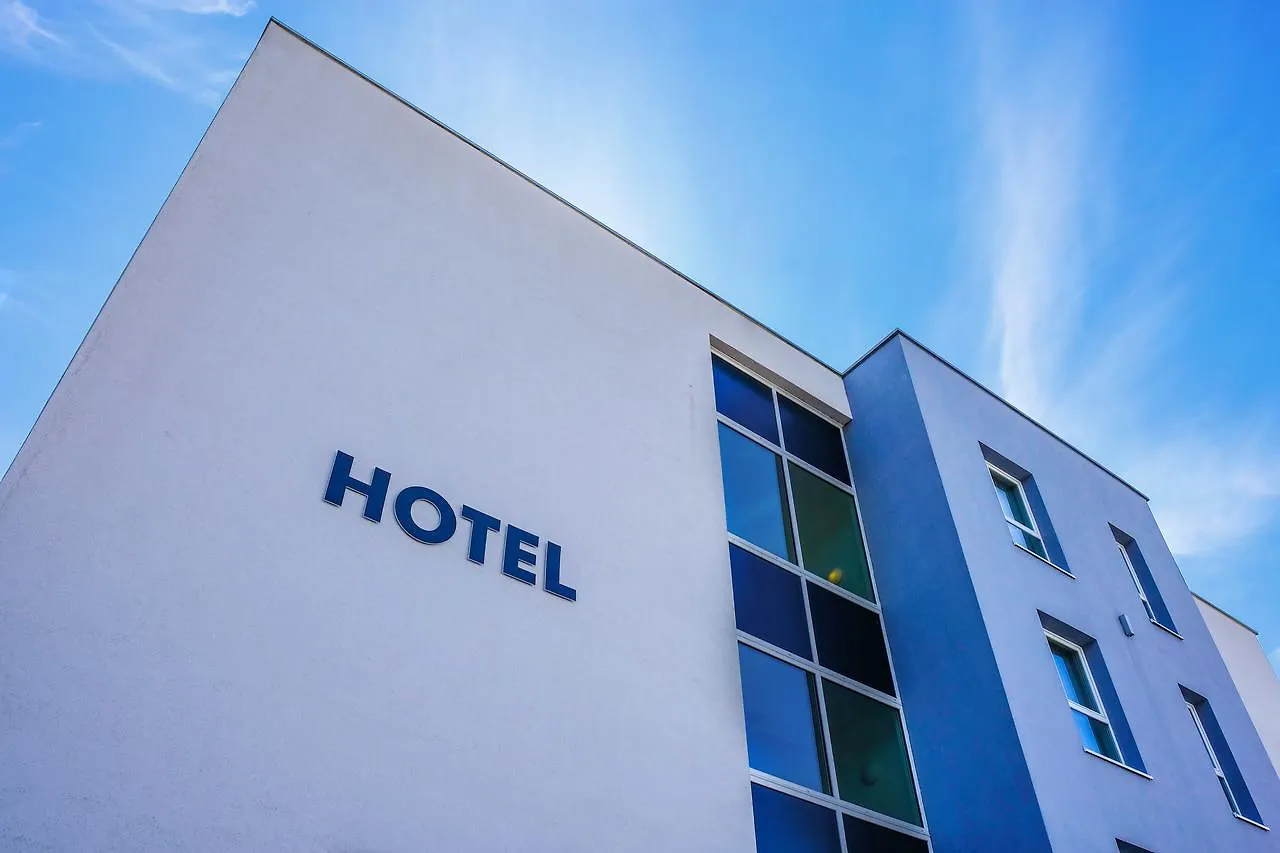 Aero44 Hotel Charleroi Airport